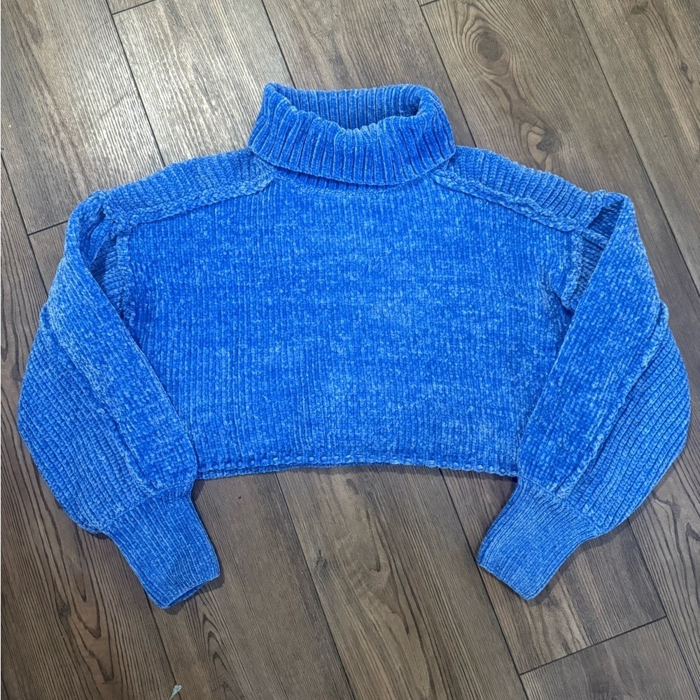 Altar’d State Blue Chenille Cropped Turtleneck Sweater XS Cozy Stretch
